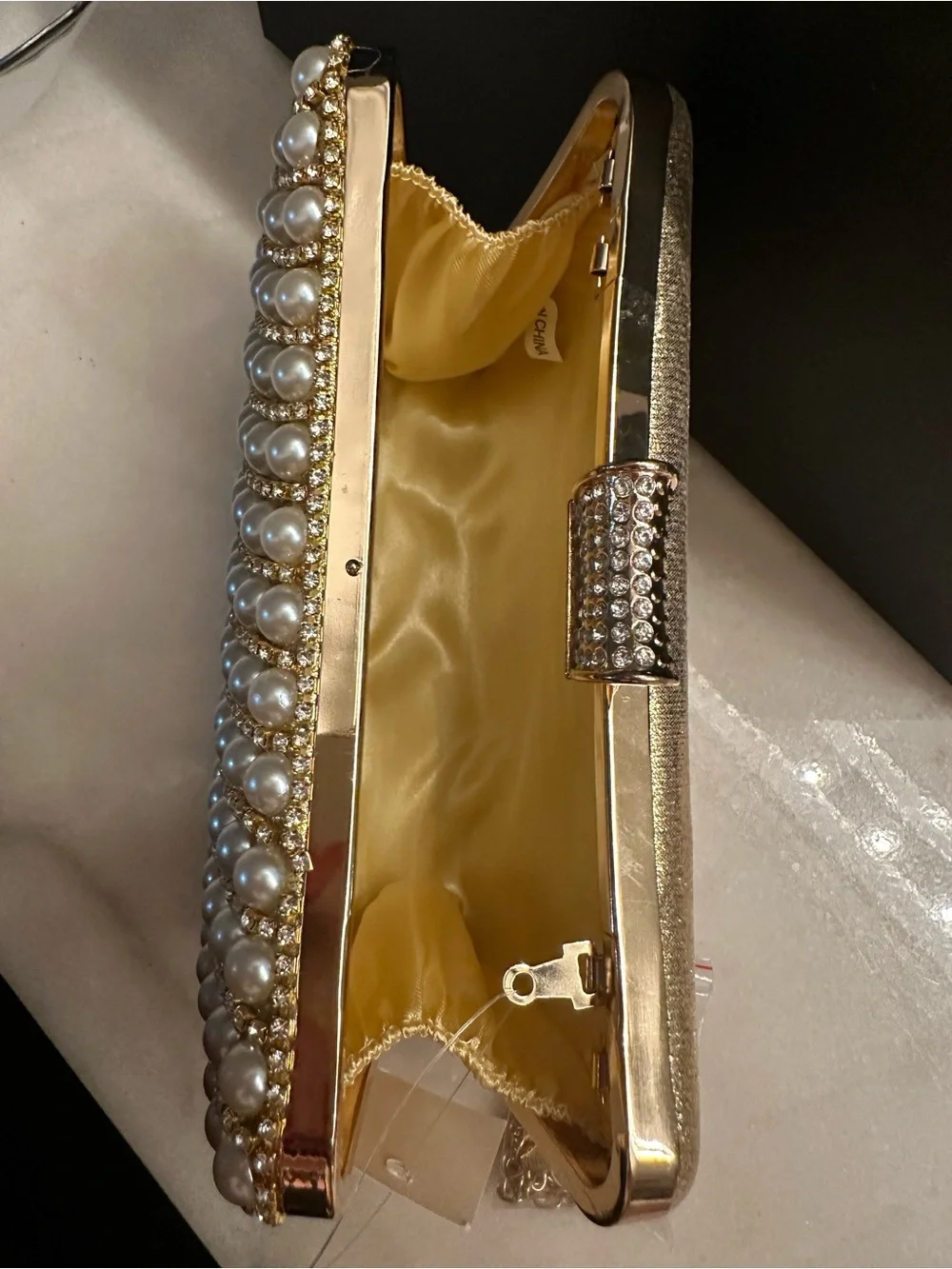 N/A elegant pearl